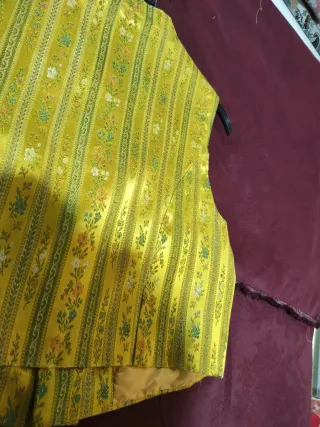 Chaleco Fallero Amarillo con Flores