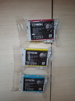 Impresora Epson SX525WD - 3 cartuchos