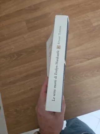 Le sette morti di Evelyn Hardcastle