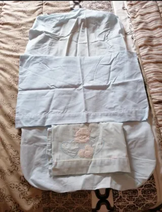 Conjunto Sábana, Bajera y Funda Almohada Bebé