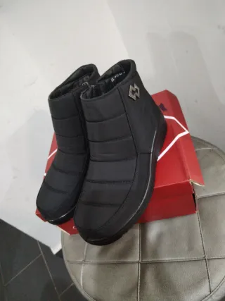 Scarponcini donna n.36 neri