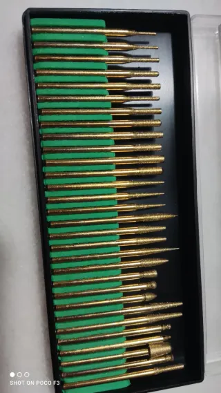 Juego de brocas diamante.