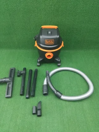 Aspiradora Black+Decker BXVC15PE