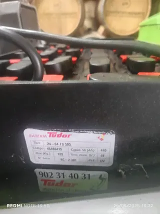 Carretilla Eléctrica Cesab Batería Estropeada