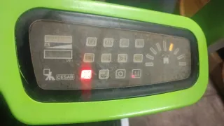 Carretilla Eléctrica Cesab Batería Estropeada