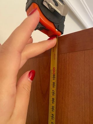 Mueble de salón madera y cristal