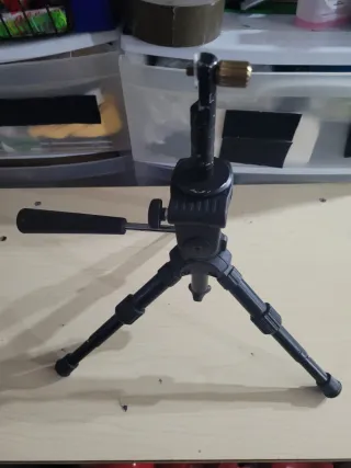 Treppiede per fotocamera/binocolo