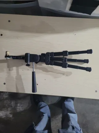 Treppiede per fotocamera/binocolo