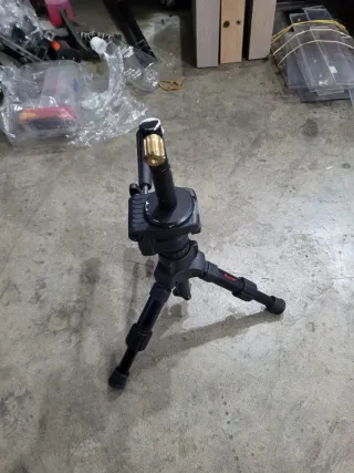 Treppiede per fotocamera/binocolo