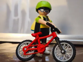 Playmobil Ciclista con Bicicleta Roja