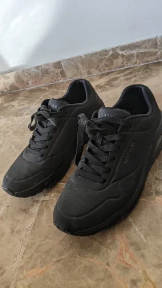 Zapatillas Skechers Uno Negro