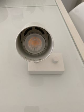 Foco de pared IKEA orientable y graduable