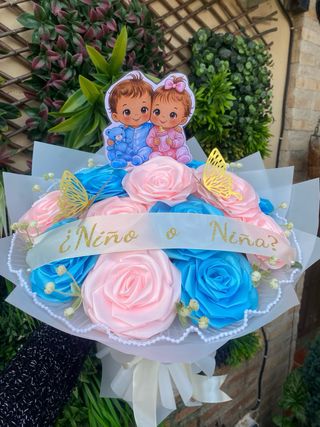 Regala un ramo para revelación sorpresa