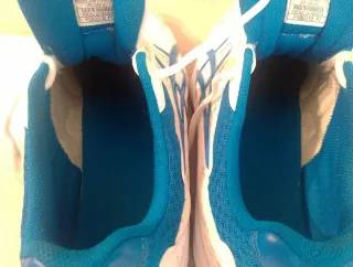 Deportivas de hombre Asics Blancas y Azules