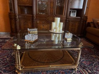 Sofá de piel 3 plazas  de piel y mesa de cristal