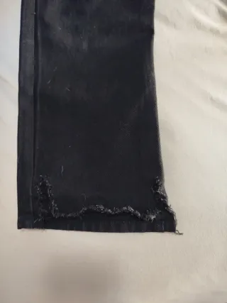 Pantalón vaquero negro