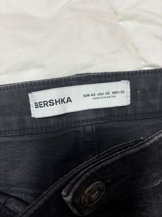 Pantalones vaqueros Bershka rotos hombre negro