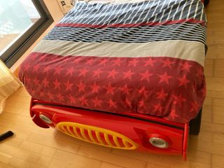 Cama infantil coche de carreras