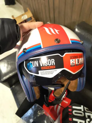 Capacete MT Novo