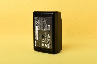 Caricabatterie Nikon MH-18a Originale