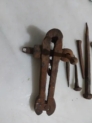 Herramientas antiguas de forja