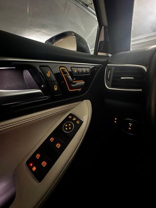 Infiniti Q30 65.000km