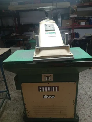 Máquina de torquelar ATOM G.222