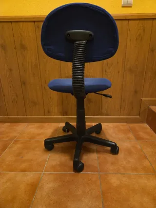 Silla de escritorio infantil azul