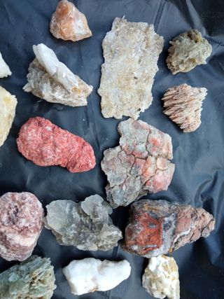 Lotto 23 Minerali da Collezione