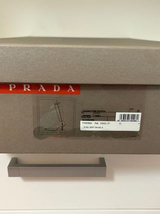 Stivali Prada neri al ginocchio