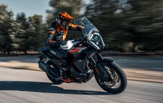 KTM 1390 SUPER ADVENTURE S 2026