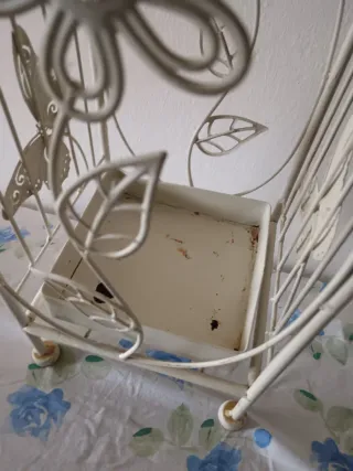 Portaombrelli in ferro battuto decorato