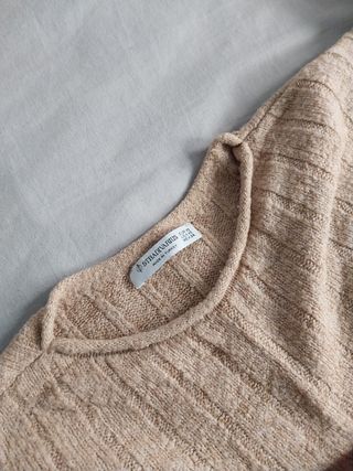 Jersey Stradivarius marrón canalé