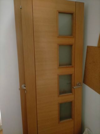 Puertas de madera con marcos