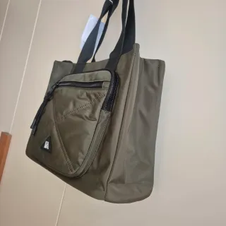 Bolso de hombro verde nylon sin estrenar