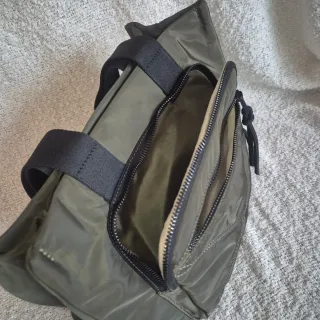 Bolso de hombro verde nylon sin estrenar