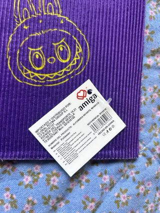 Alfombra Morada Labubu The Monsters