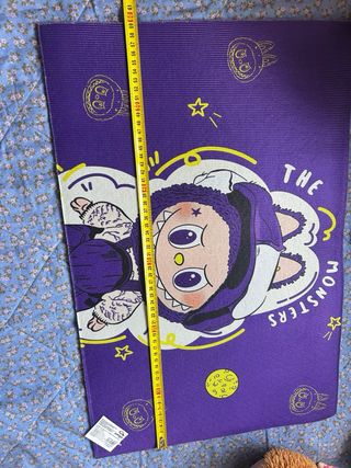 Alfombra Morada Labubu The Monsters