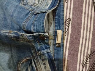 Bermuda vaquera descaderada