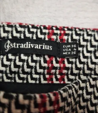 Pantalón mujer Stradivarius talla 36