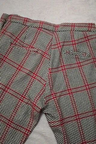 Pantalón mujer Stradivarius talla 36