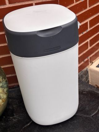 Contenedor de pañales tommee tippee