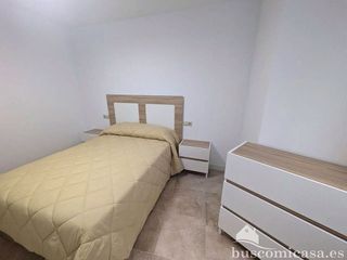 Piso en alquiler en Linares