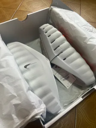 Nike Mind 001 Gris Claro