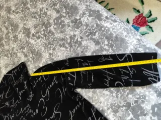 Jersey cuello alto estampado Great