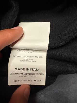 Felpa Off-White Nera con Grafica