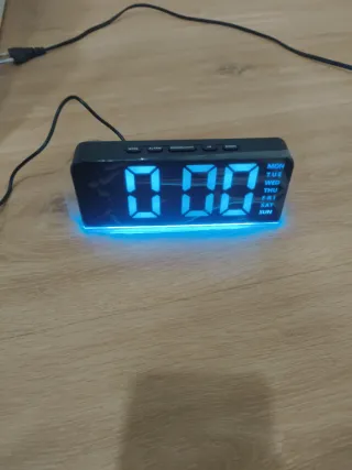 Reloj Digital GH 8033 con Alarma