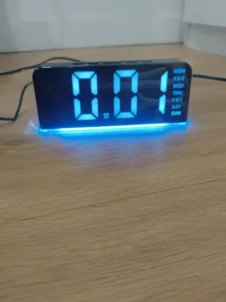 Reloj Digital GH 8033 con Alarma