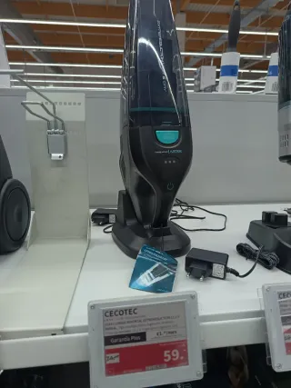 2 Aspiradoras Cecotec 22,2V Extreme Mano