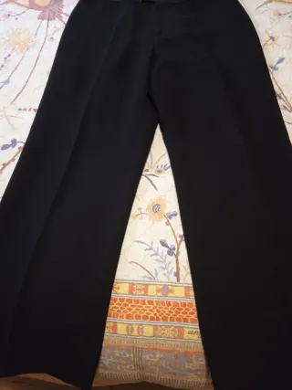 Pantalón negro abrigado